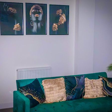 Royal Rooms At Coop Live Etihad, Sports City マンチェスター エクステリア 写真